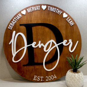 Personalised Custom Round Wood Sign: Handcrafted Elegance for Your Home!